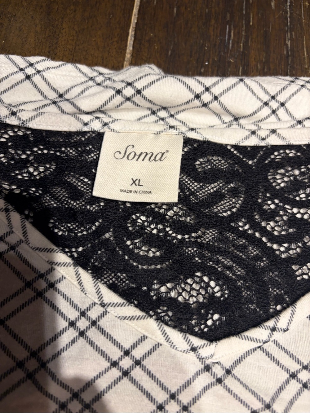 Soma White Plaid Sleep Top with Black Lace Trim - XL
